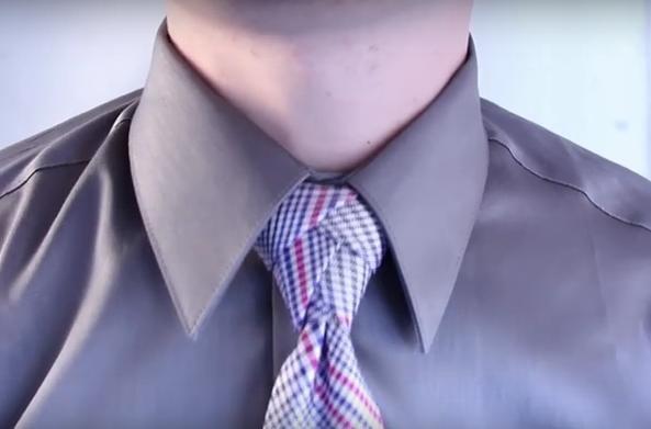 С таким галстуком Вы покорите сердце любой женщины))